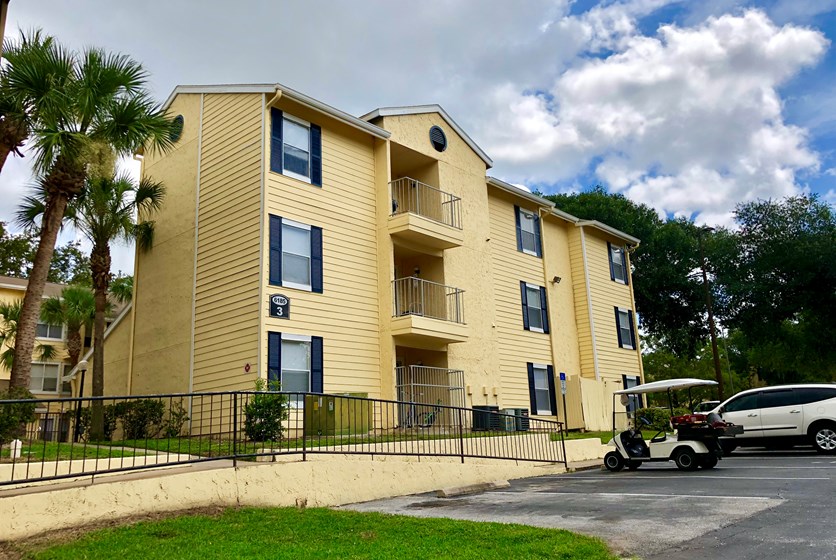 Goldelm at Metrowest Orlando Apartments